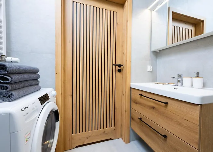 Apartamento Spychalskiego - Parking, Balcony, Air Con - By Rentujemy *