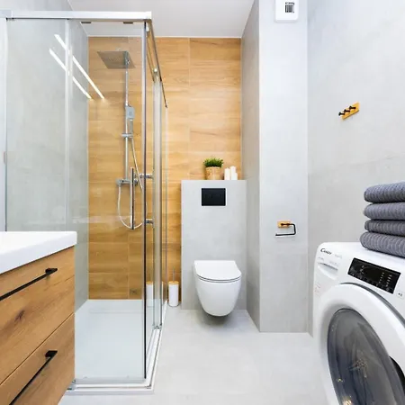 Apartment Spychalskiego - Parking, Balcony, Air Con - By Rentujemy *