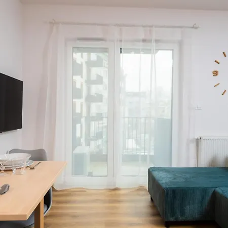Spychalskiego - Parking, Balcony, Air Con - By Rentujemy بوزنان